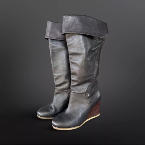 Ugg RAVENNA Black Tall Wedge Fall Winter Leather Cuffed Knee Boot - Size 8.5 - Picture 1 of 10